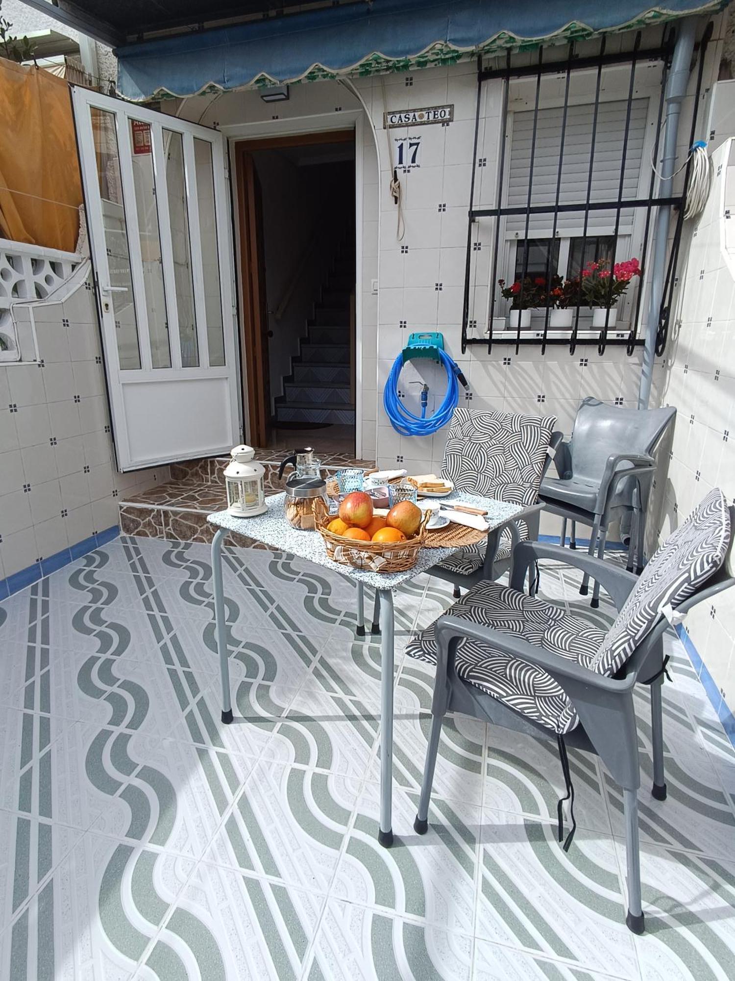 Casa Teo. * Santa Pola